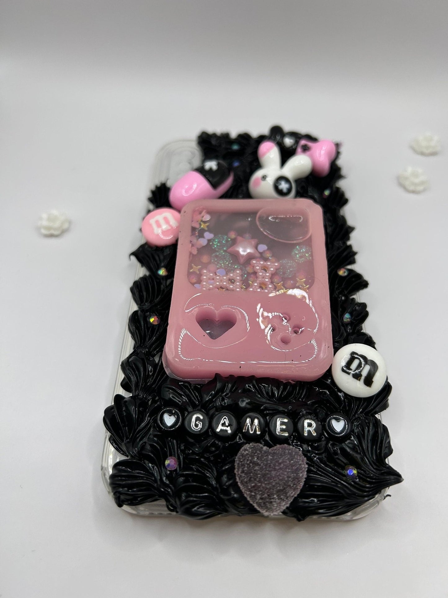 Custom iPhone Gamer-Themed Case, Pink Custom Snow Globe Shaker in Black Fake Cream Case | Decoden Phone Case, Kawaii Decoden Phone Case - The Deco Den